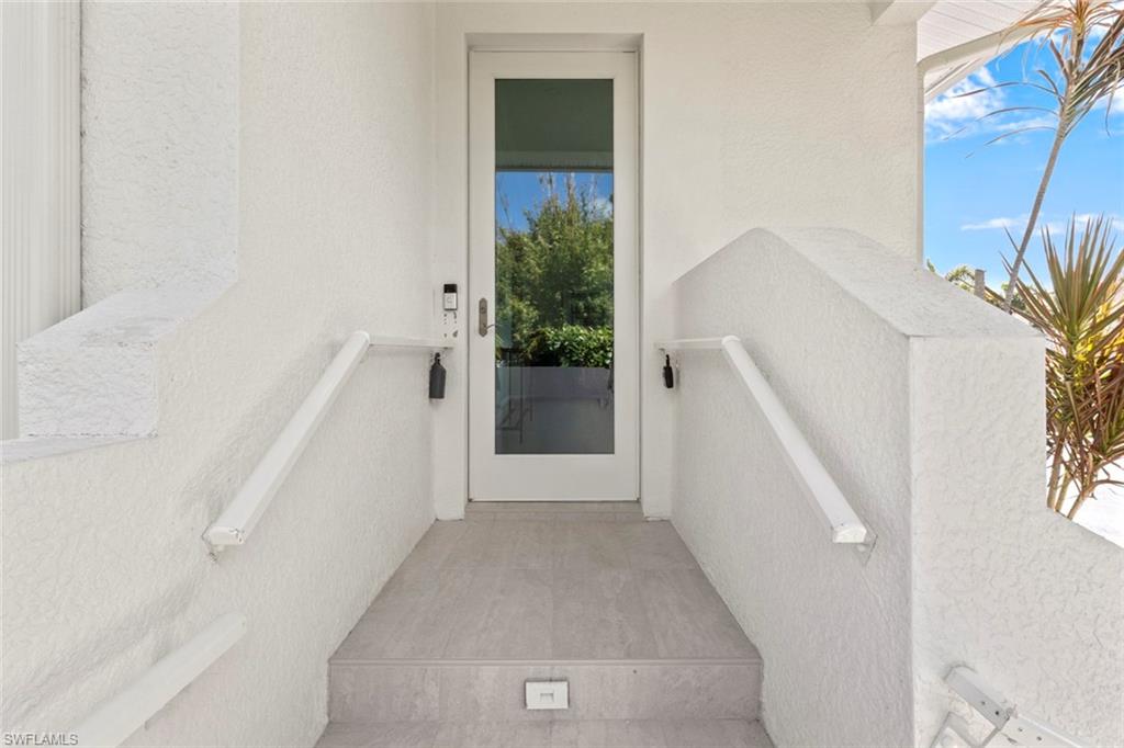 GRANADA HOMES - Residential