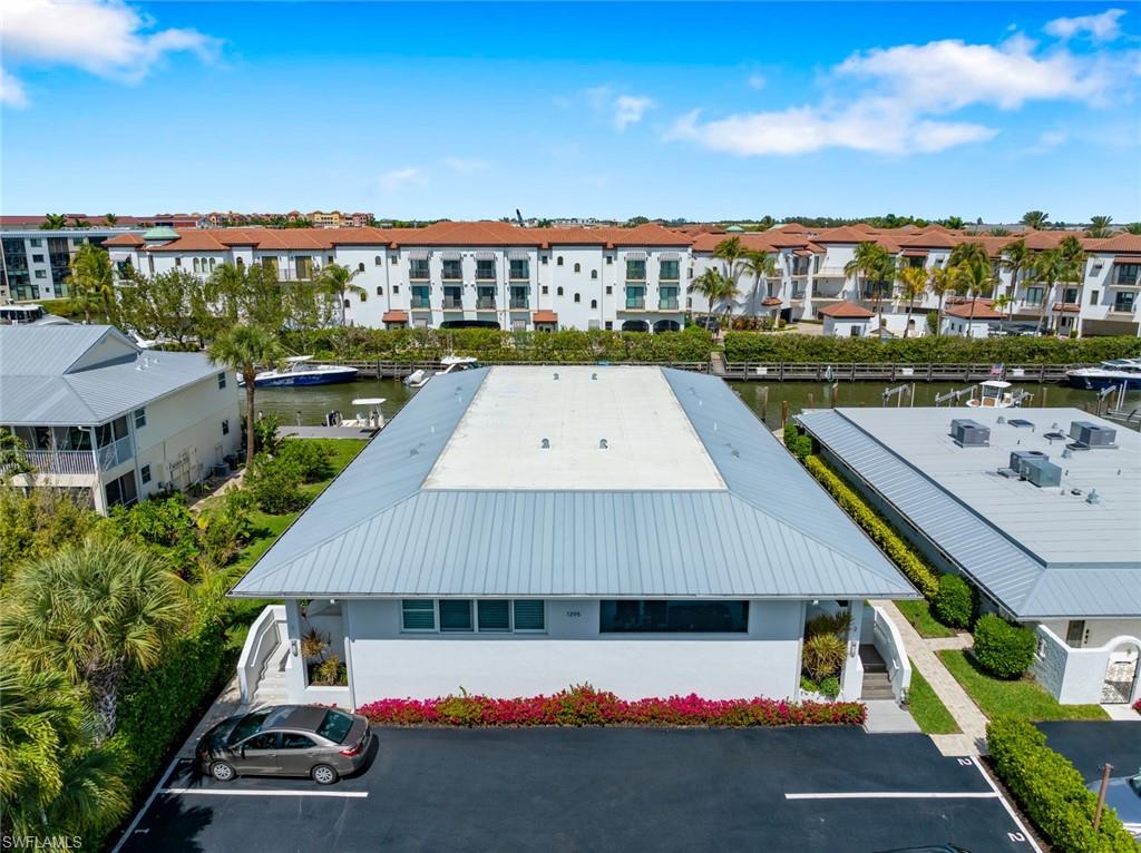 GRANADA HOMES - Residential