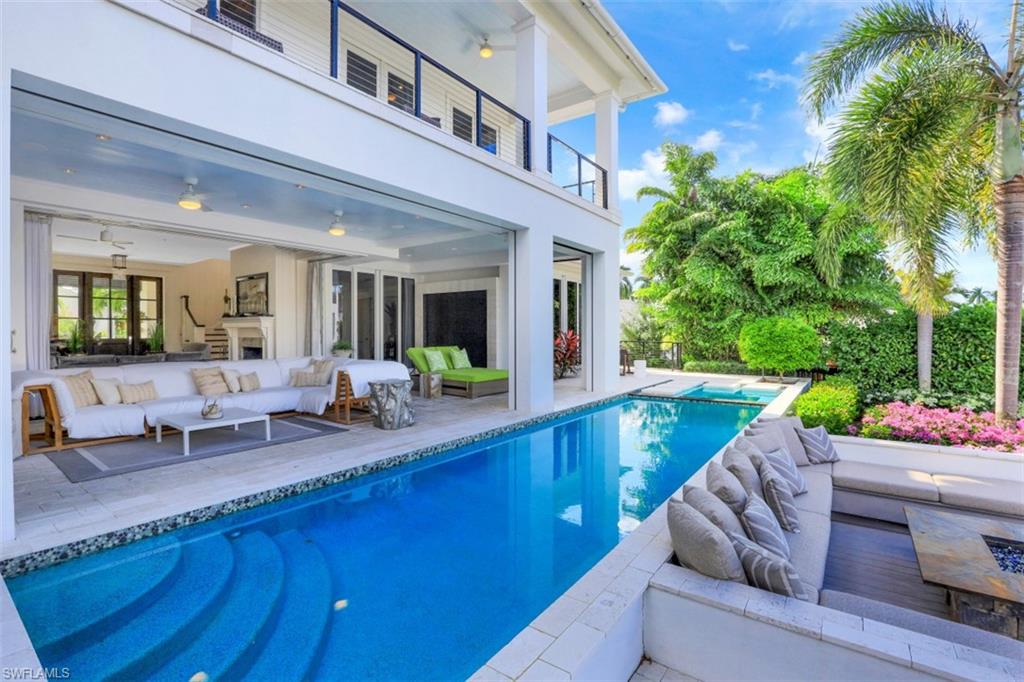 AQUALANE SHORES - Residential