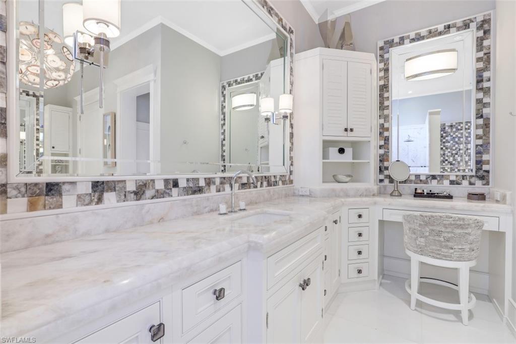 AQUALANE SHORES - Residential