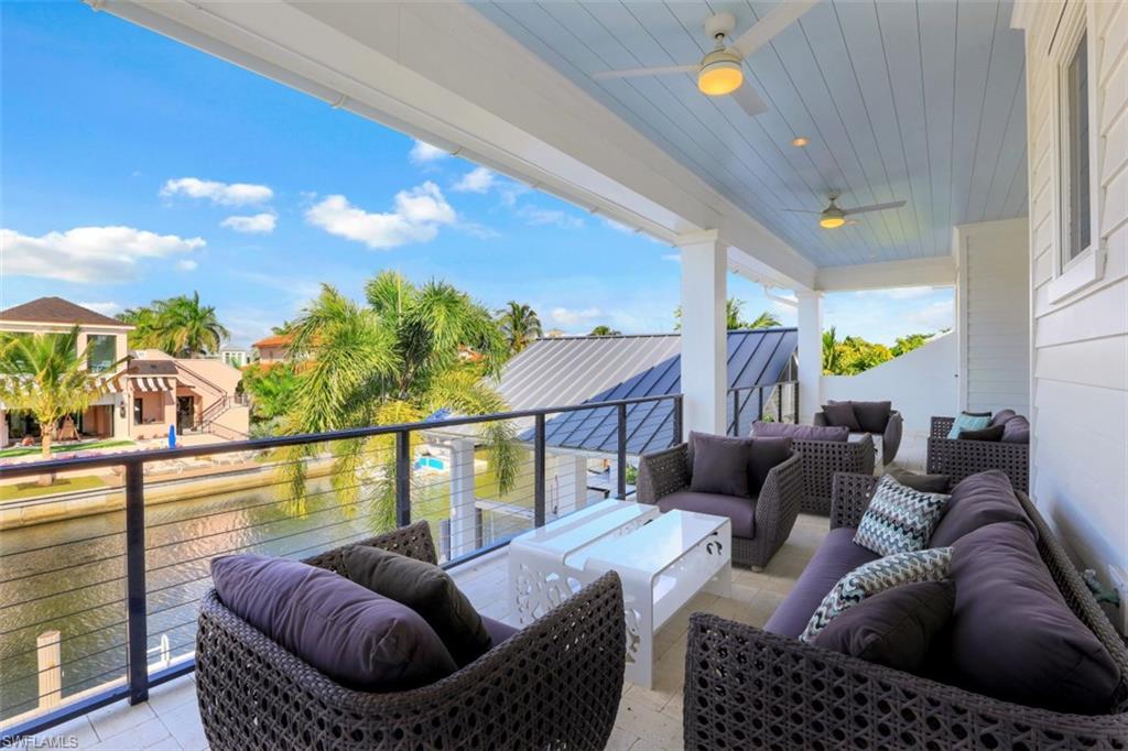 AQUALANE SHORES - Residential