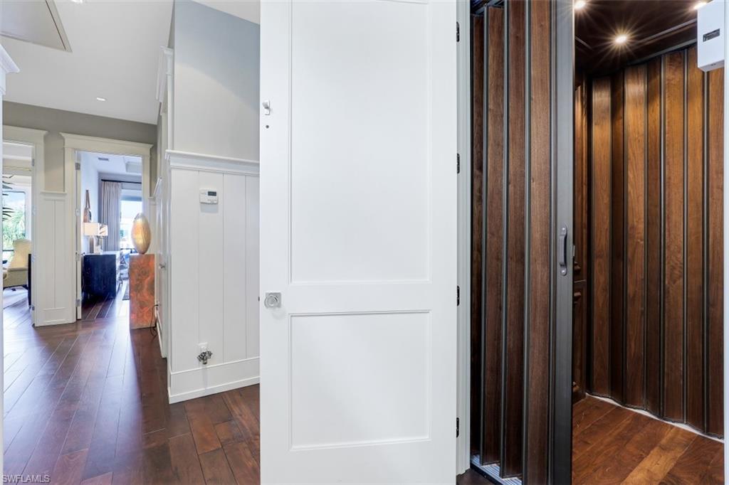 AQUALANE SHORES - Residential