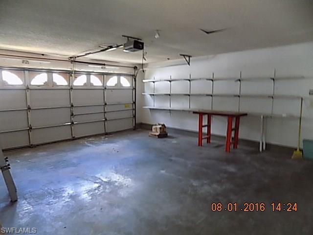 ACREAGE HEADER - Residential