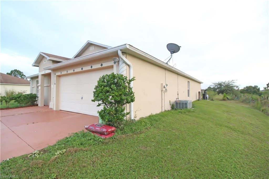 GOLDEN GATE ESTATES - Residential