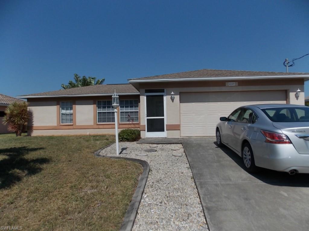 CAPE CORAL - Residential