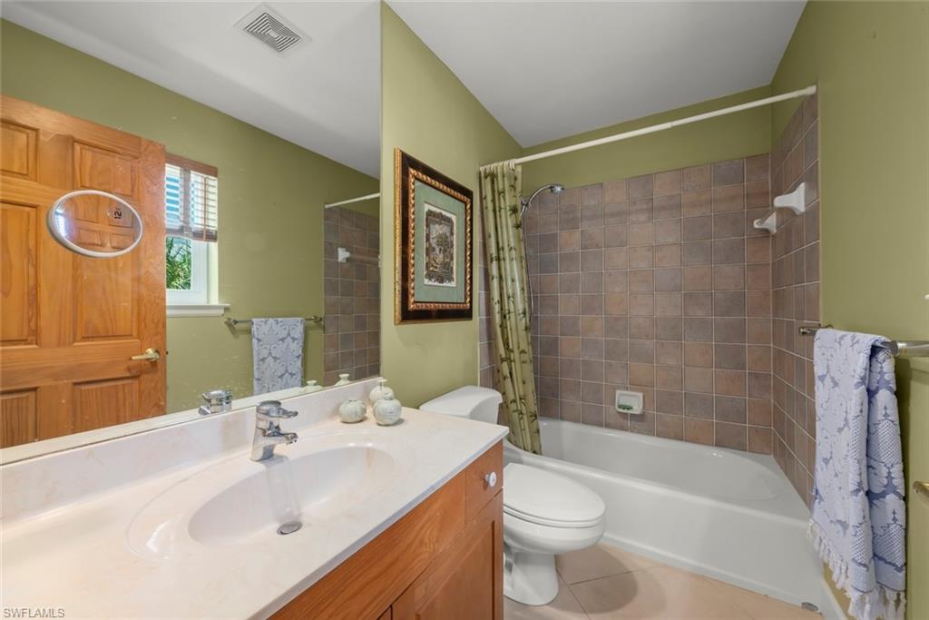 KINZIE ISLAND - Residential