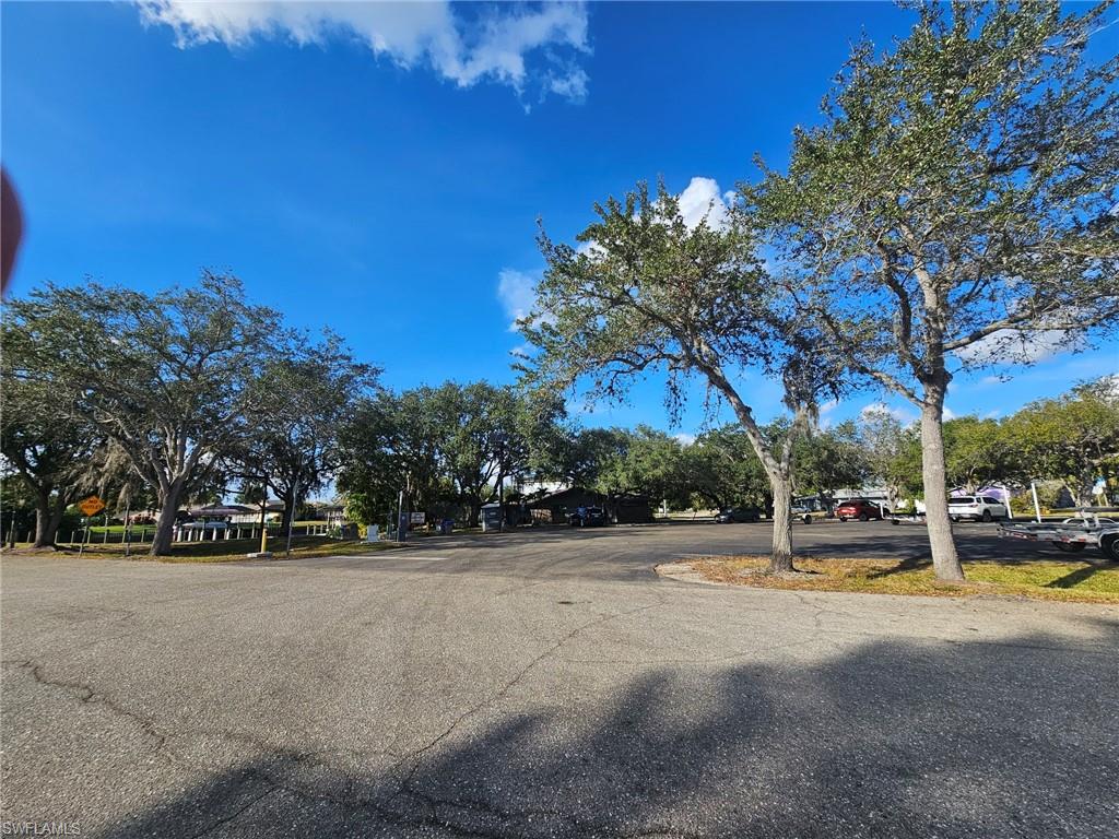 FORT MYERS SHORES - Residential