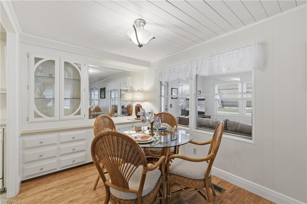 FOREST PARK MOBILE HOME - Residential