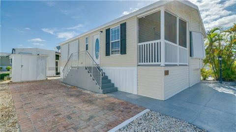 Manufactured Home in FORT MYERS FL 5265 White Sky CIR.jpg