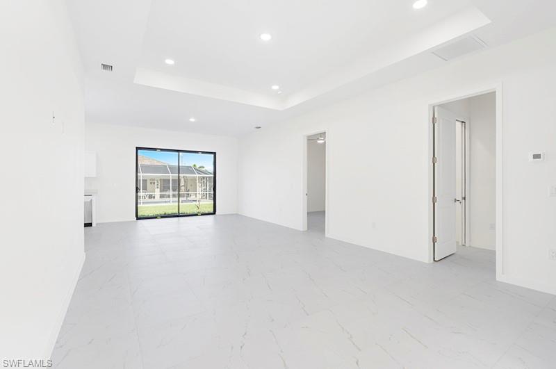 CAPE CORAL - Residential