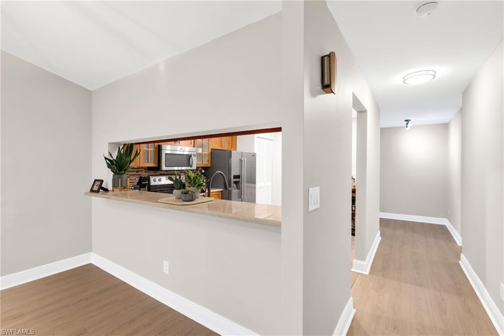 DEAUVILLE LAKE CLUB - Residential Lease