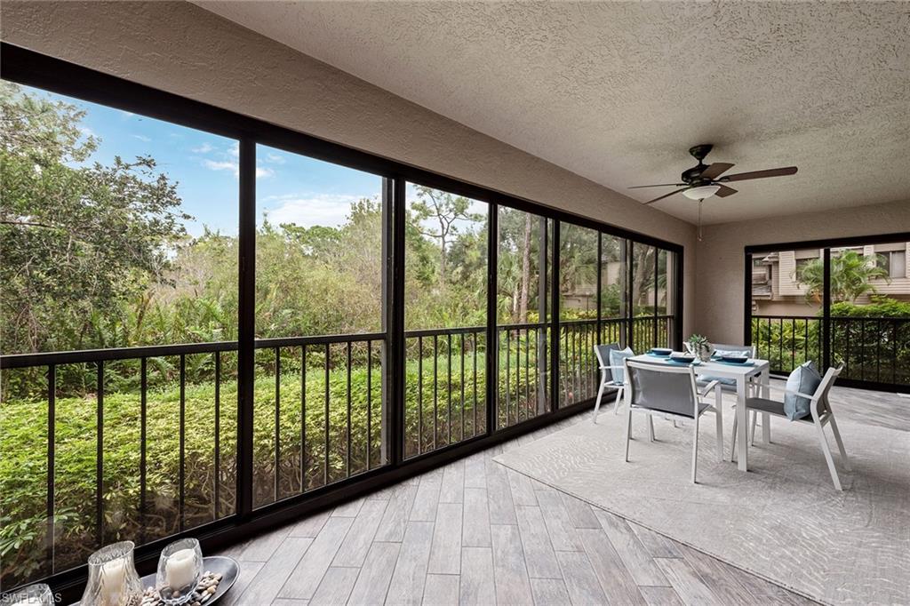 OAKWOOD CARRIAGE HOME - Residential