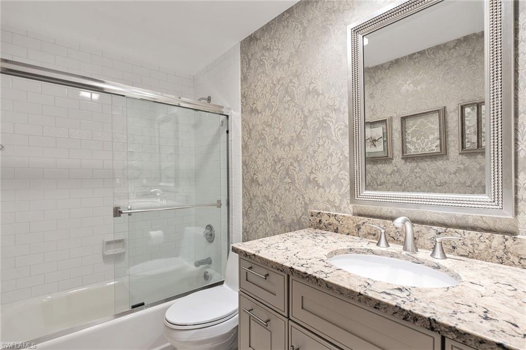 OAKWOOD CARRIAGE HOME - Residential