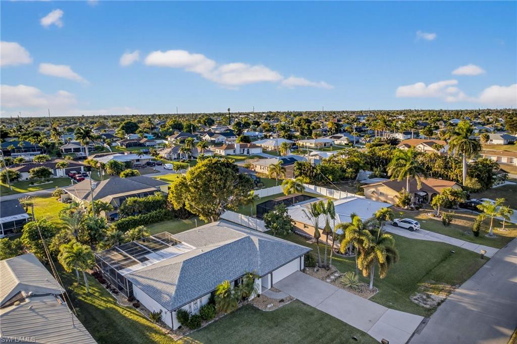 CAPE CORAL - Residential