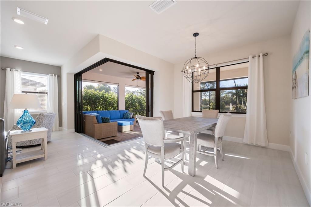 HAMPTON LAKES - Residential