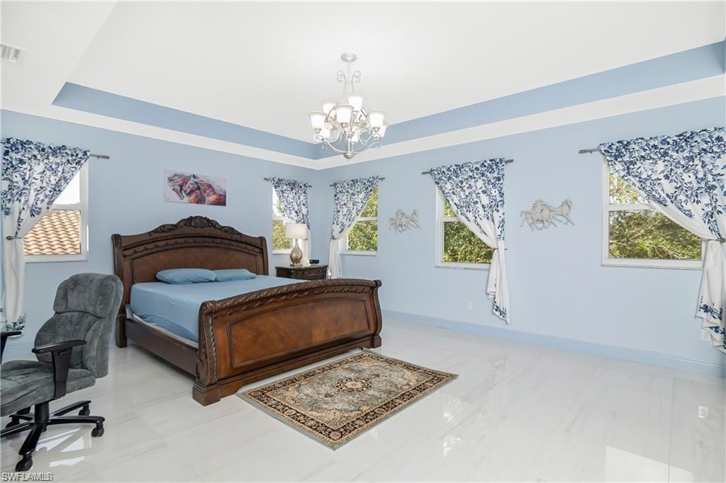 VALENCIA COUNTRY CLUB - Residential