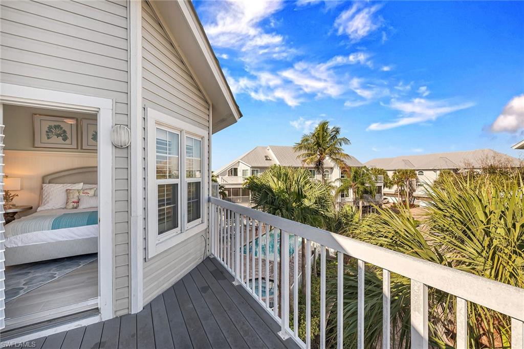 VILLAS AT BAREFOOT BEACH - Residential