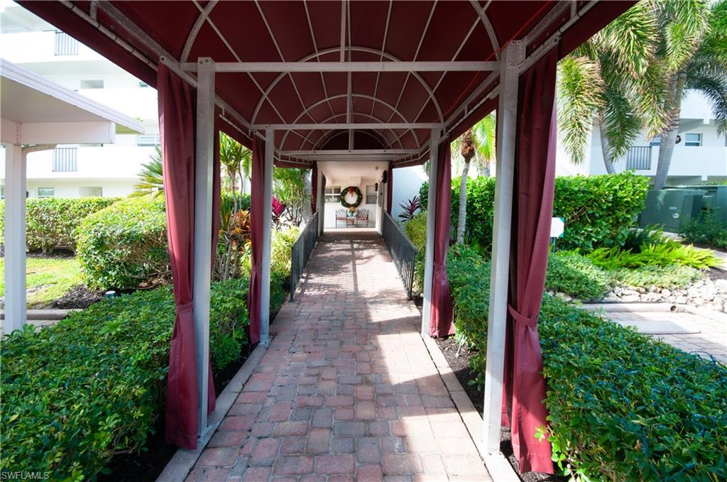 HIGH POINT COUNTRY CLUB - Residential Lease