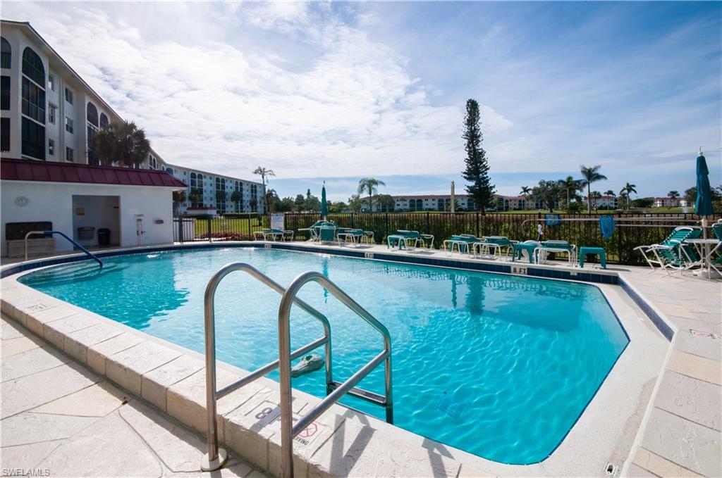 HIGH POINT COUNTRY CLUB - Residential Lease