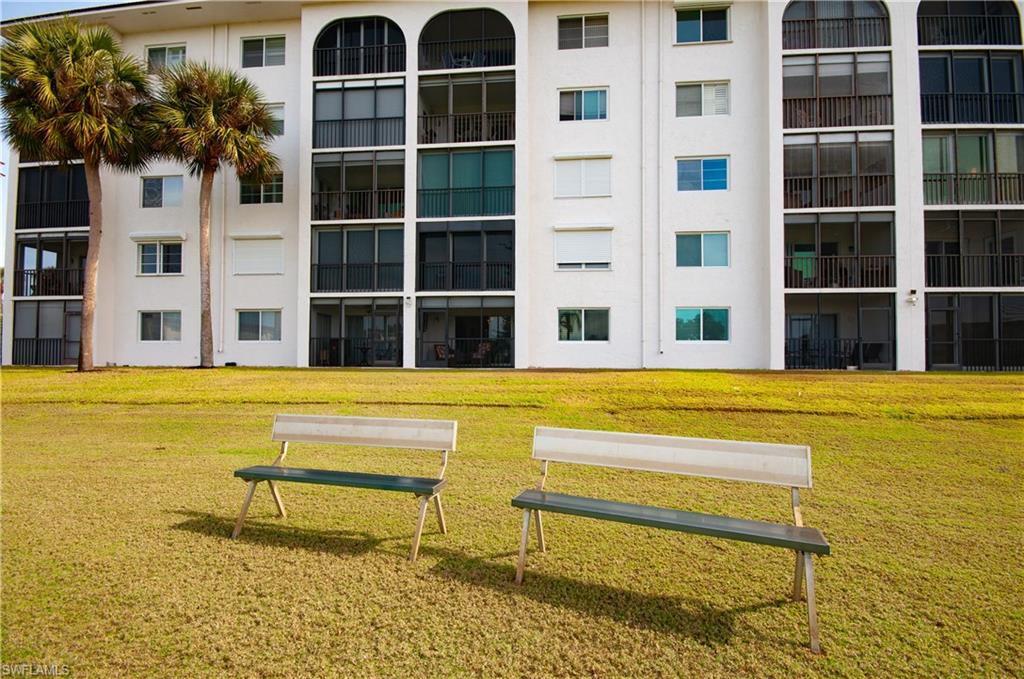 HIGH POINT COUNTRY CLUB - Residential Lease