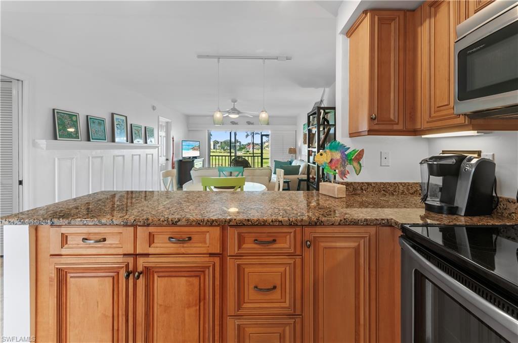 HIGH POINT COUNTRY CLUB - Residential Lease