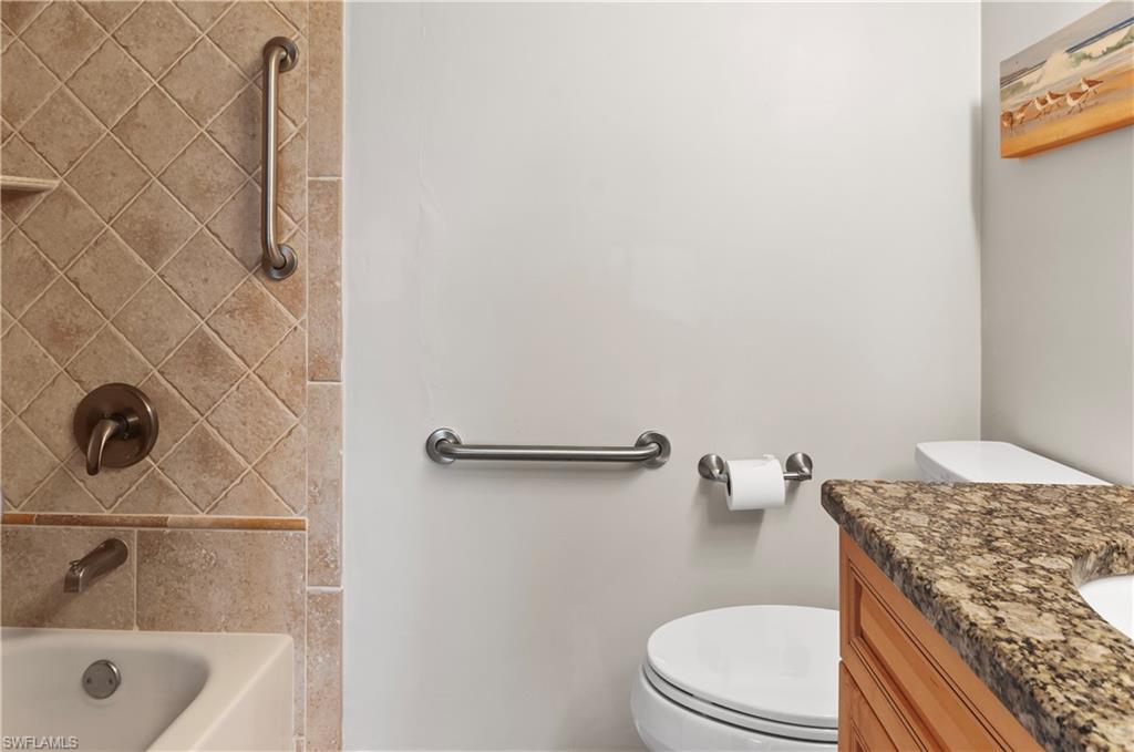 HIGH POINT COUNTRY CLUB - Residential Lease