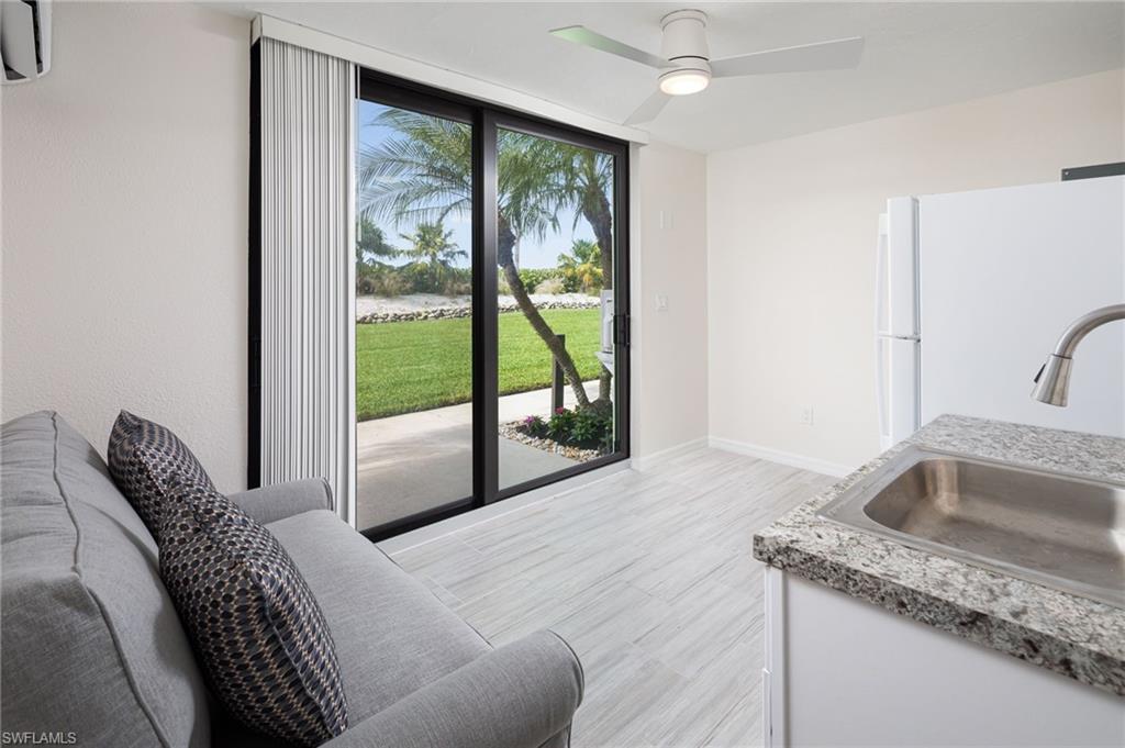 BAYSHORES - Residential Lease