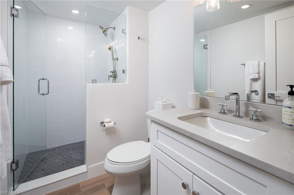 BAYSHORES - Residential Lease