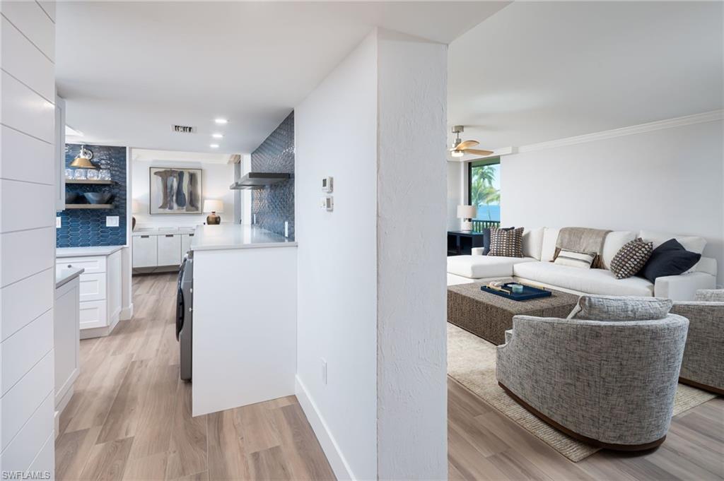 BAYSHORES - Residential Lease