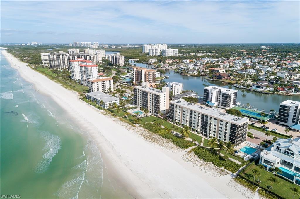 BAYSHORES - Residential Lease