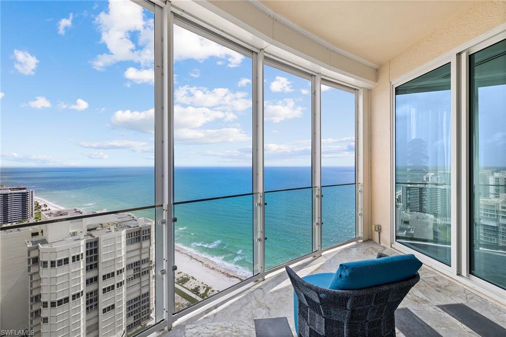 REGENT - Residential