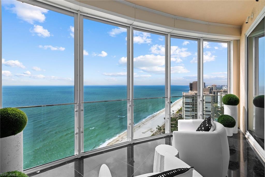 REGENT - Residential