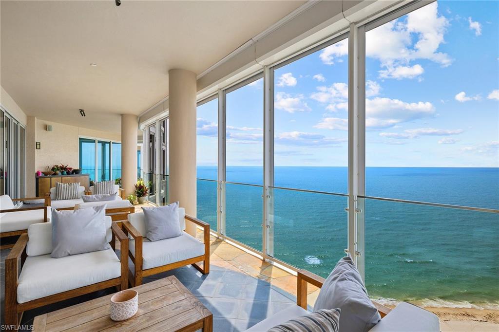 REGENT - Residential