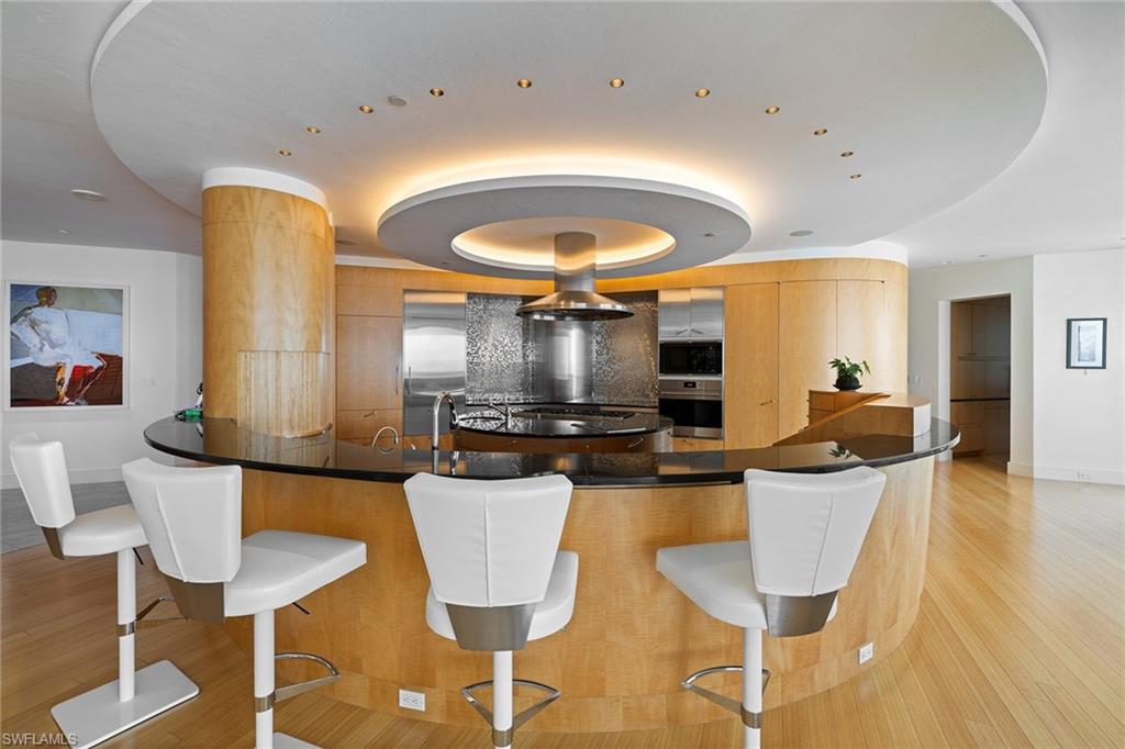 REGENT - Residential