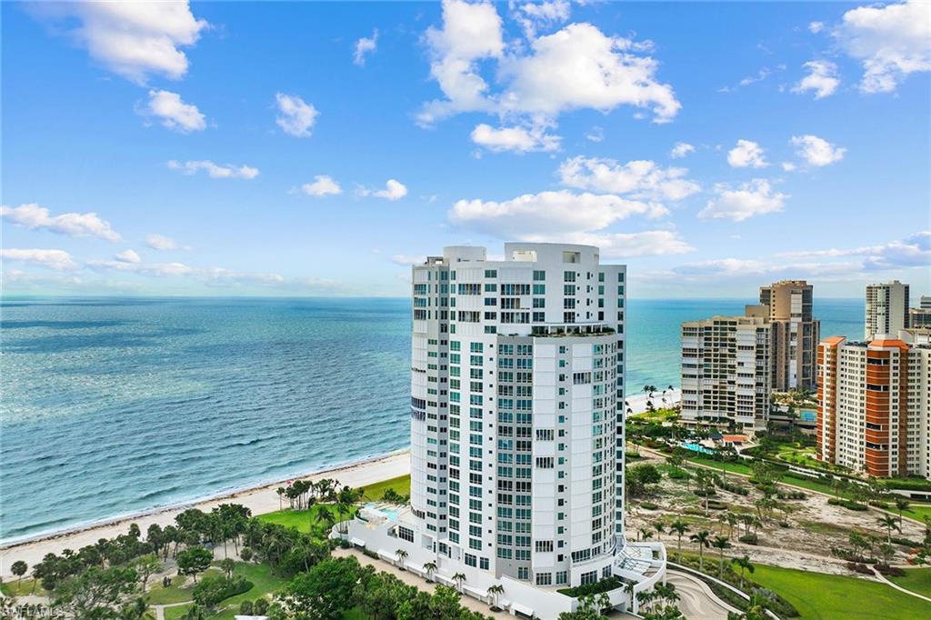 REGENT - Residential