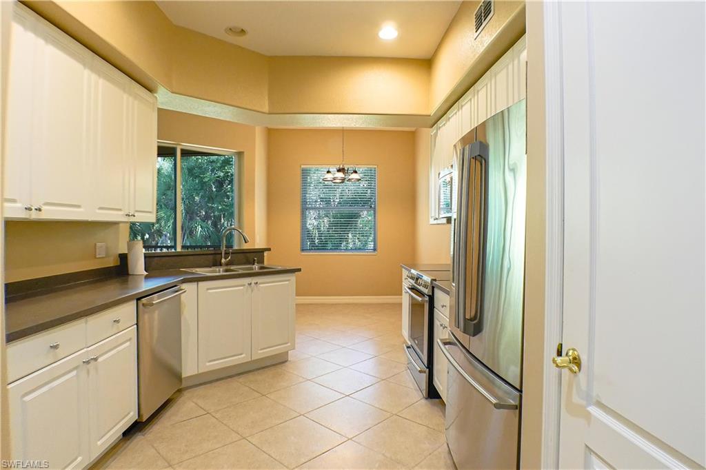 JONATHANS BAY - Residential Lease