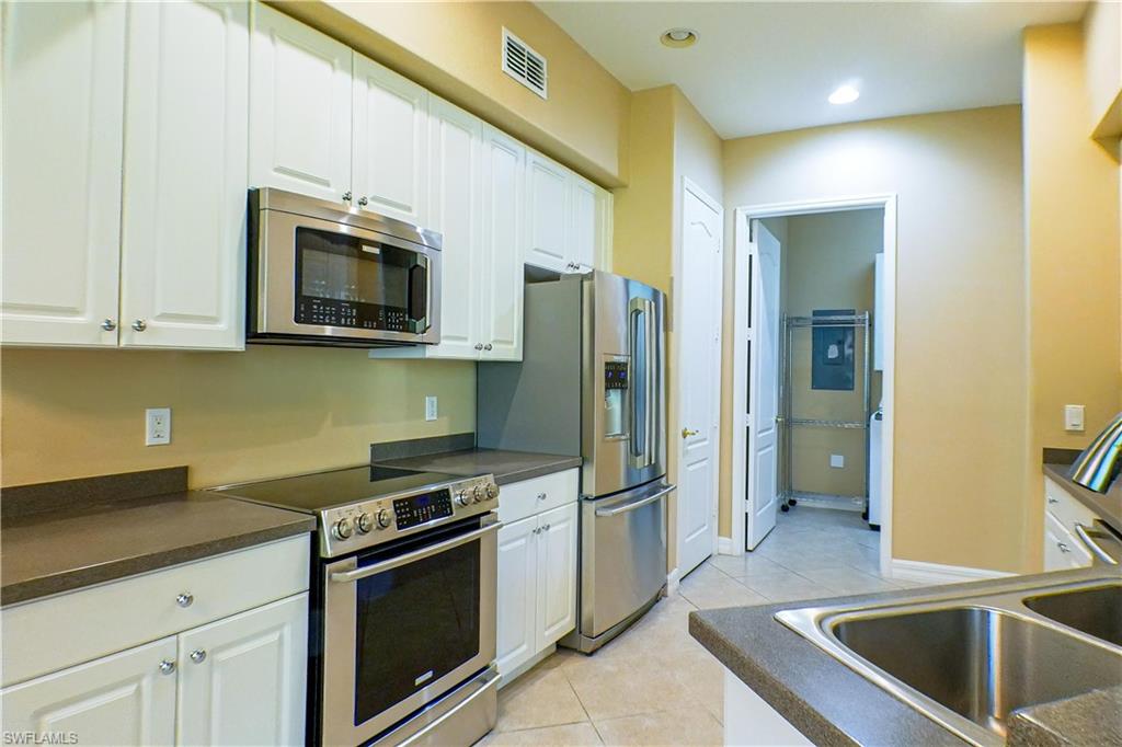 JONATHANS BAY - Residential Lease