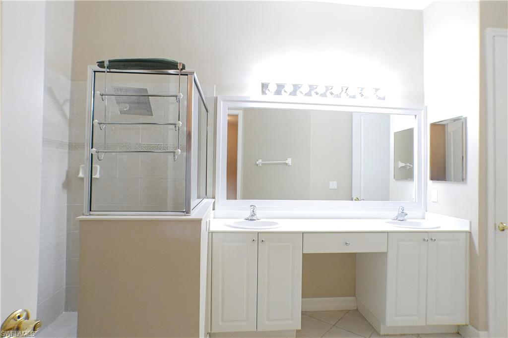 JONATHANS BAY - Residential Lease