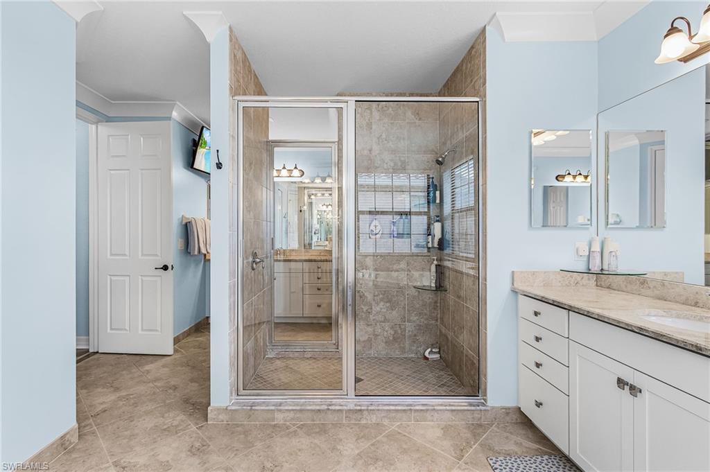 MARINA BAY - Residential