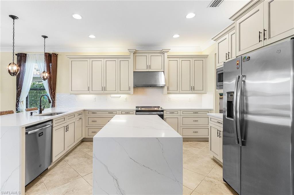 MARINA BAY - Residential