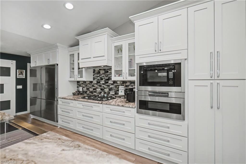 RIVERBEND - Residential