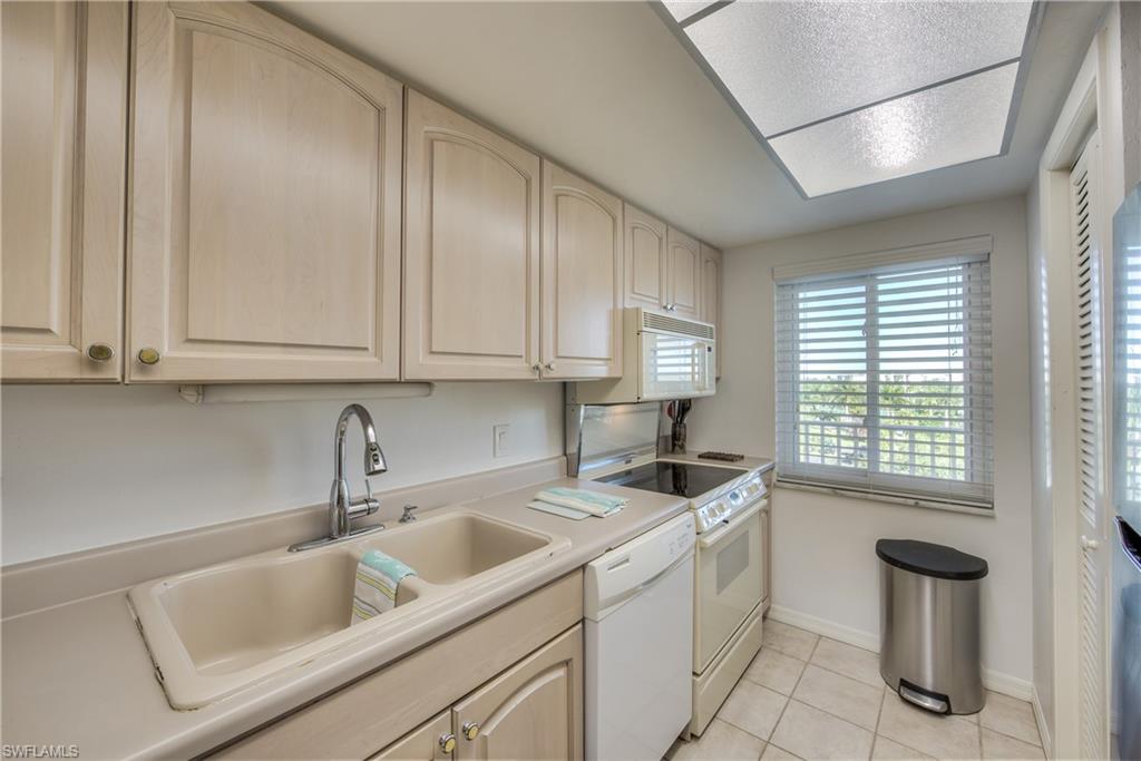 LEONARDO ARMS BEACH CLUB - Residential