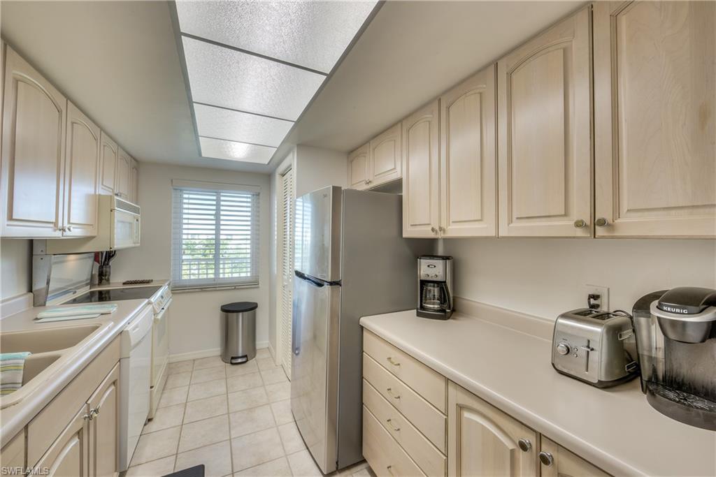 LEONARDO ARMS BEACH CLUB - Residential