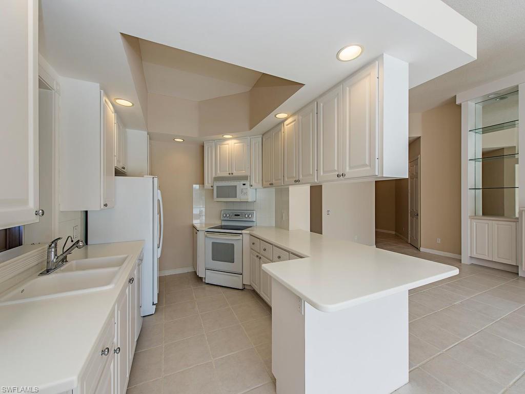 ISLAND WALK - Residential