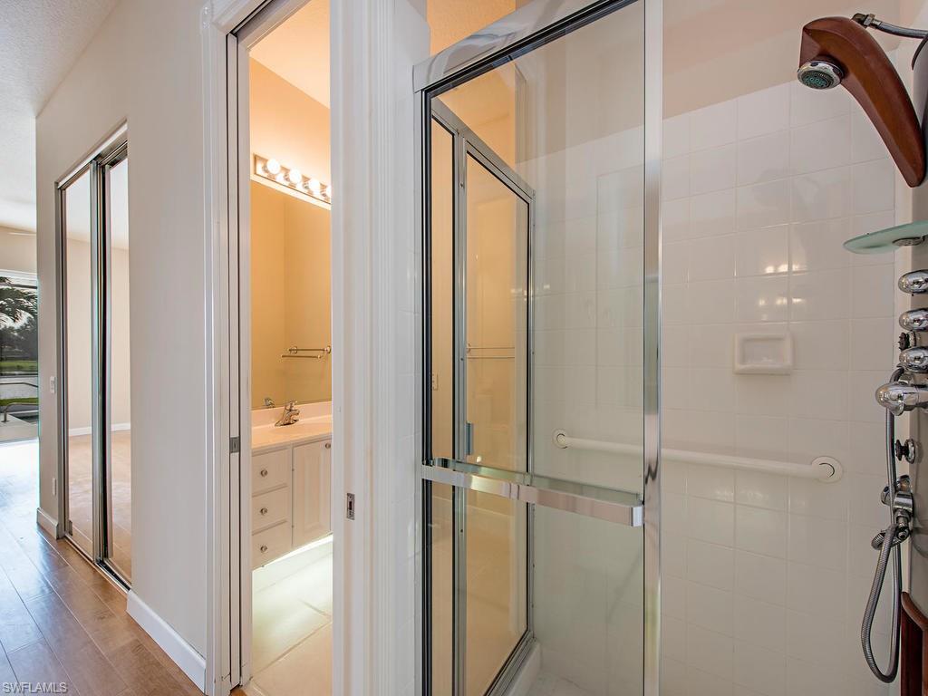 ISLAND WALK - Residential