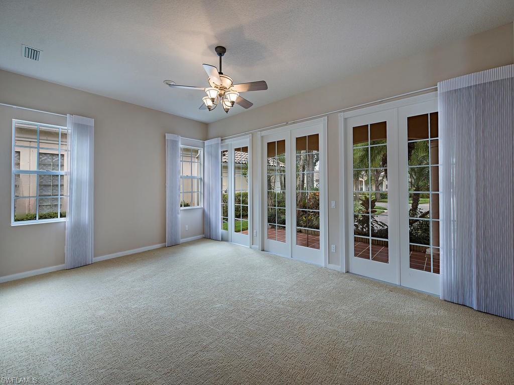 ISLAND WALK - Residential