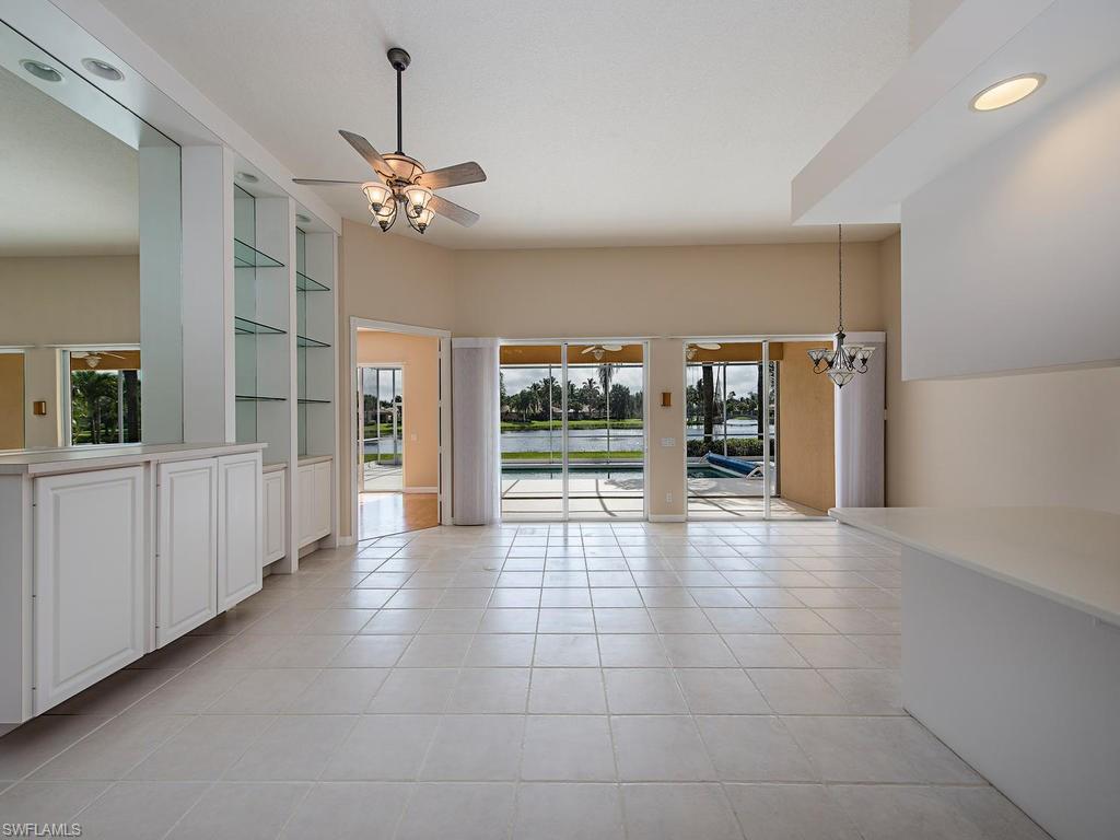 ISLAND WALK - Residential