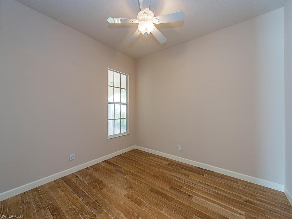 ISLAND WALK - Residential