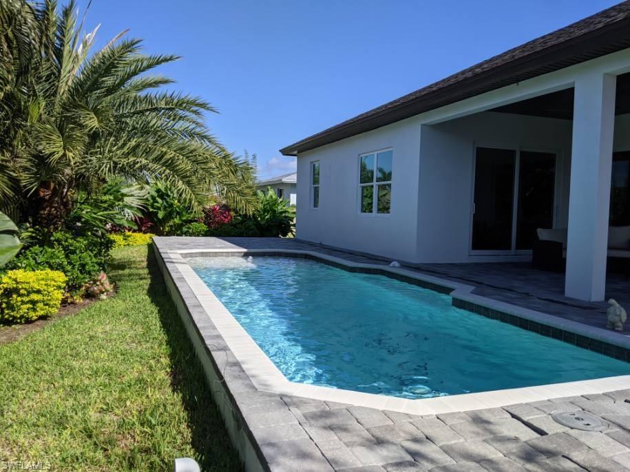 MARCO BEACH - Residential