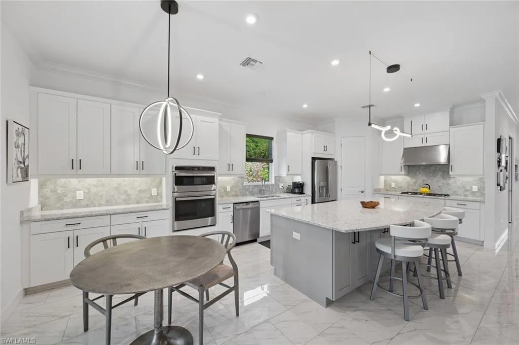 Naples, Florida 34114, United States, 3 Bedrooms Bedrooms, ,3 BathroomsBathrooms,Residential,Active,132610